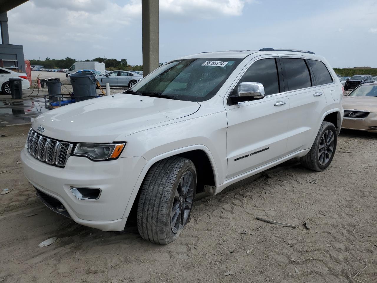 1C4RJECG7HC614922 2017 Jeep Grand Cherokee Overland