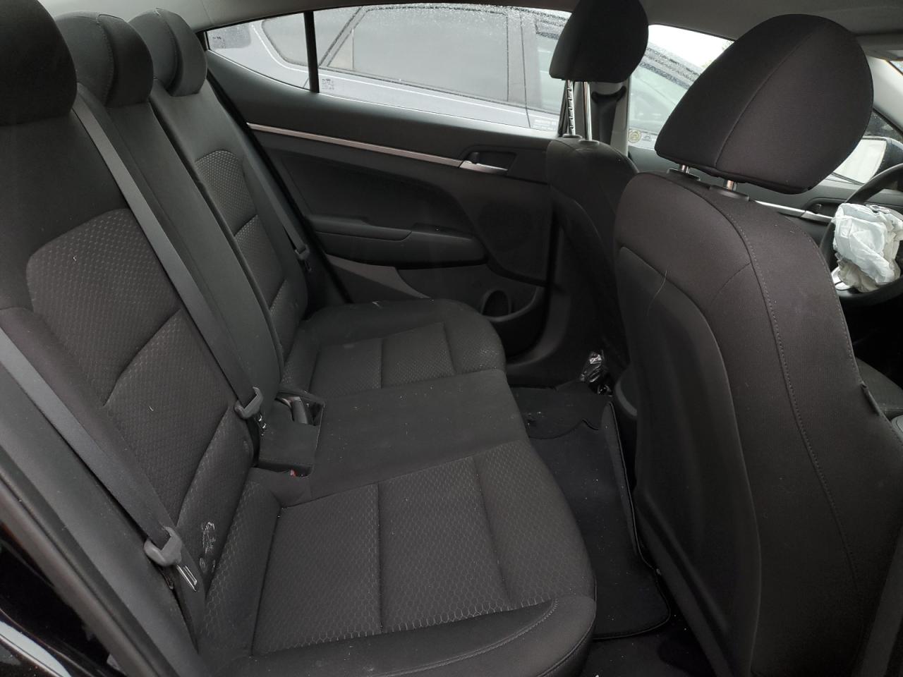 KMHD74LF4KU781195 2019 Hyundai Elantra Se