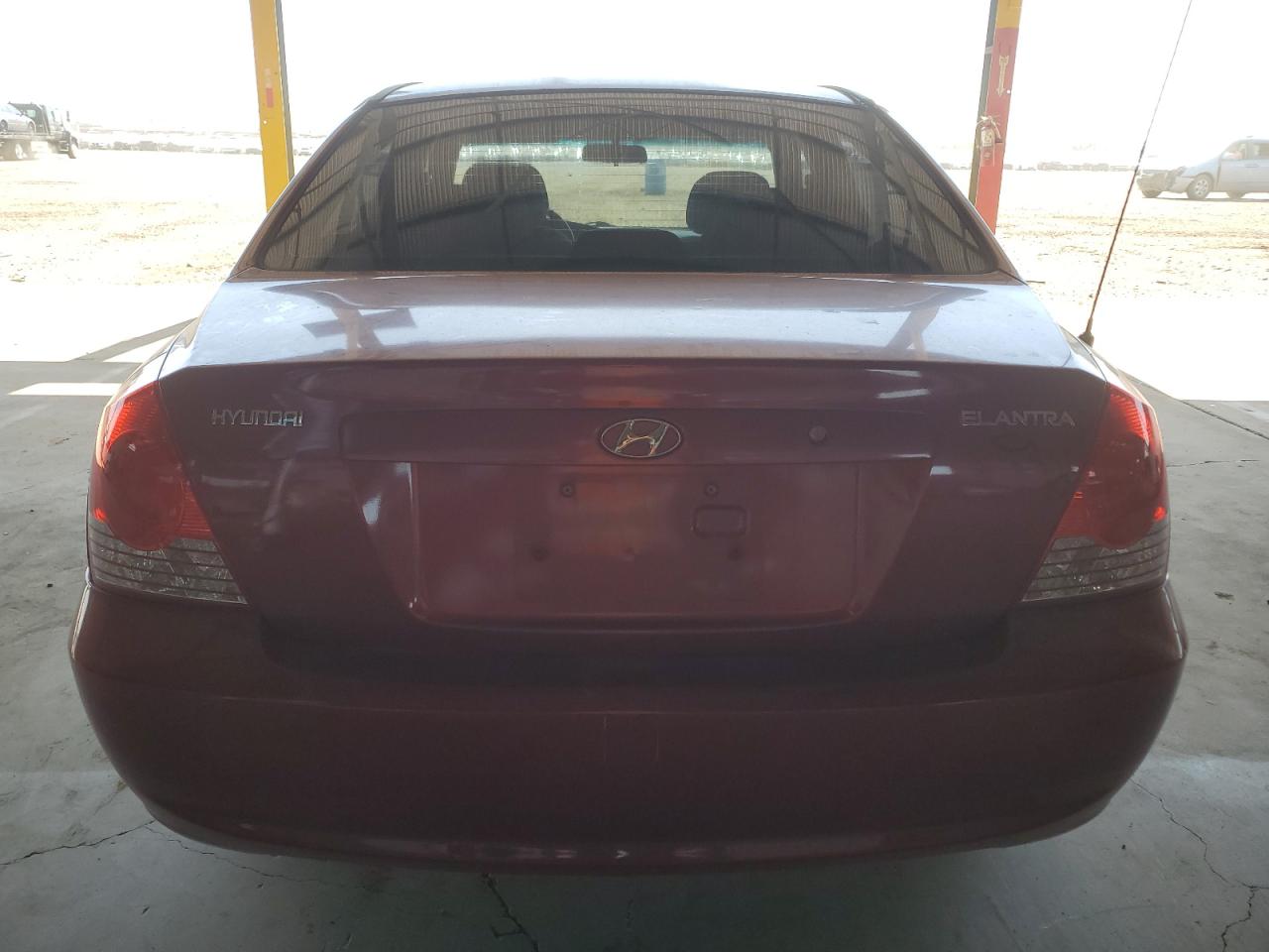 KMHDN46D54U794587 2004 Hyundai Elantra Gls