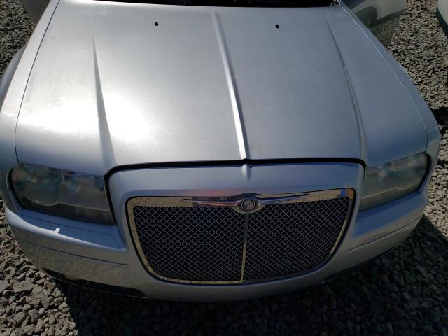 2005 Chrysler 300 Touring VIN: 2C3AA53G05H658724 Lot: 53710374