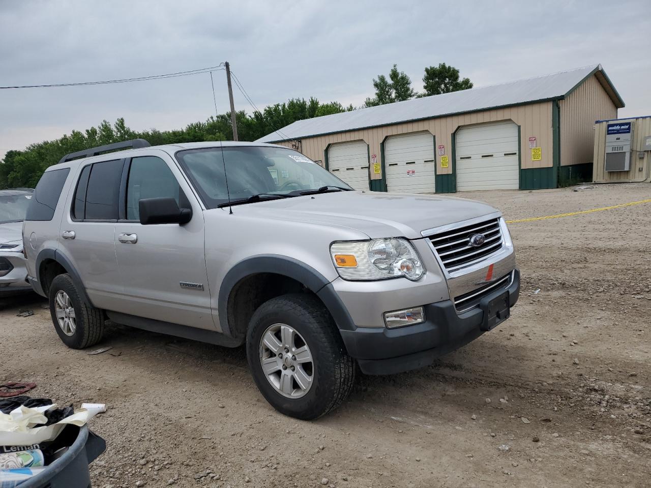 1FMEU63E57UB43299 2007 Ford Explorer Xlt