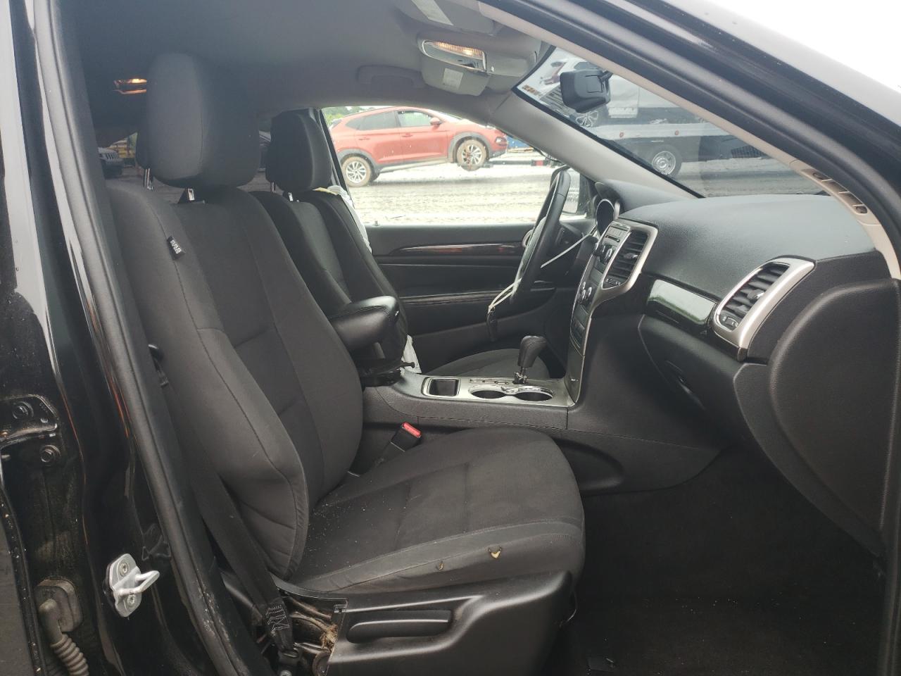 1C4RJEAG2CC236231 2012 Jeep Grand Cherokee Laredo