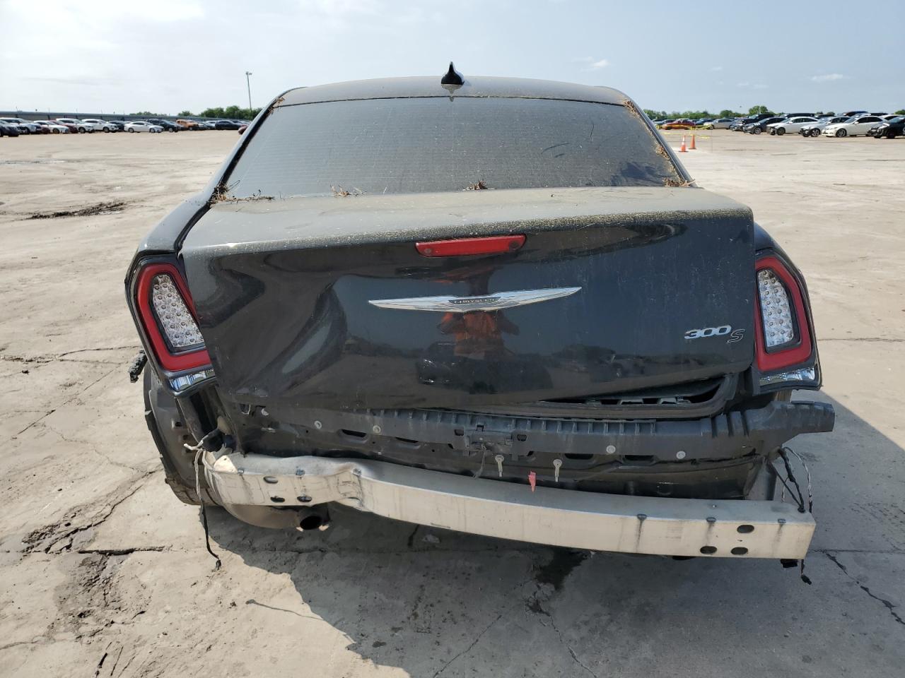 2C3CCABG0KH589767 2019 Chrysler 300 S