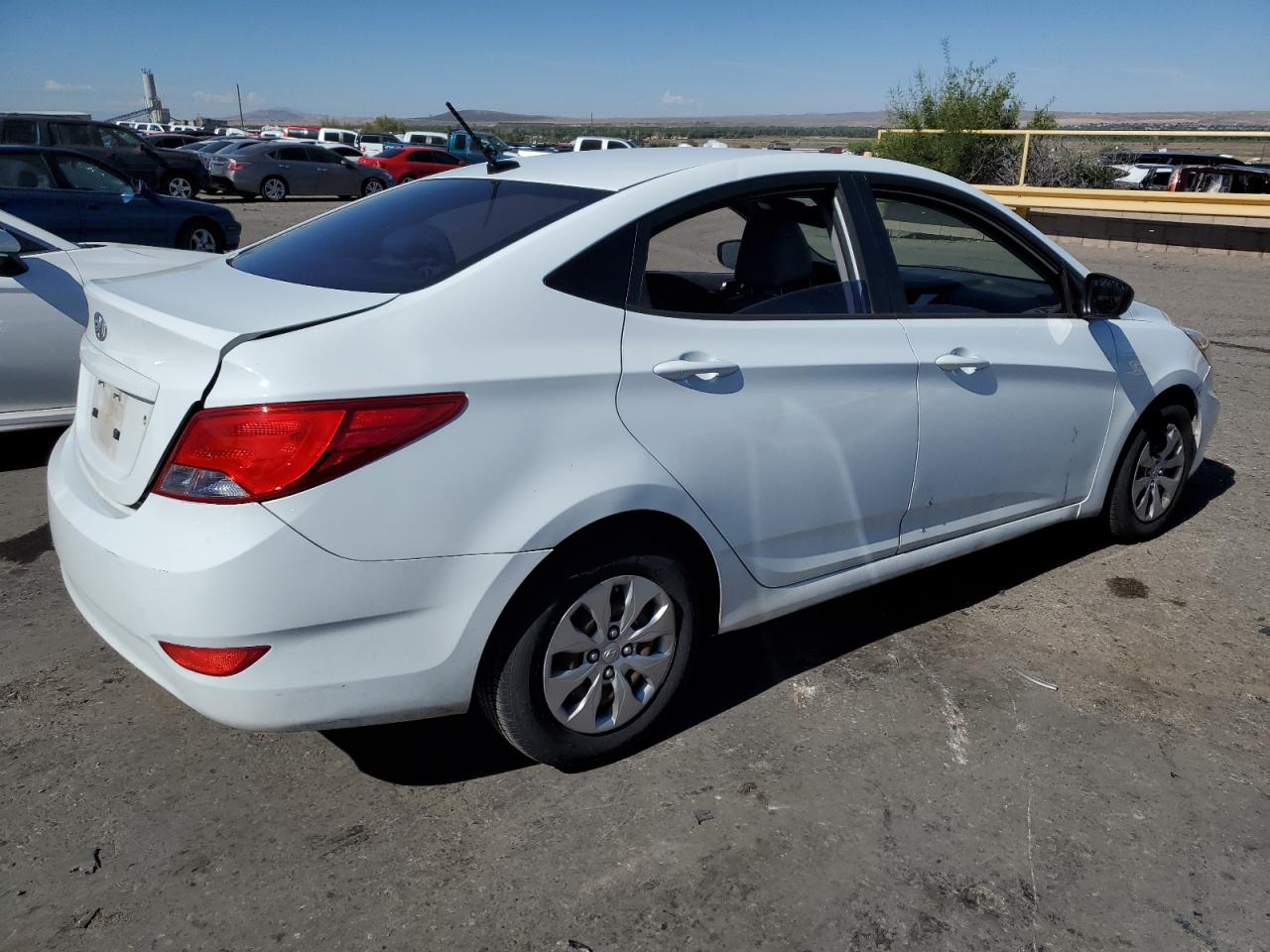 2015 Hyundai Accent Gls vin: KMHCT4AE1FU858970