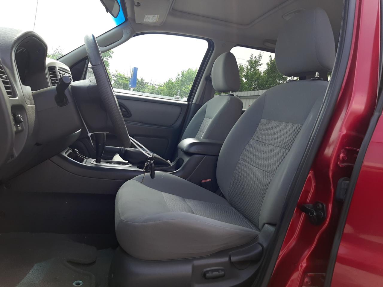 1FMYU03116KA37675 2006 Ford Escape Xlt