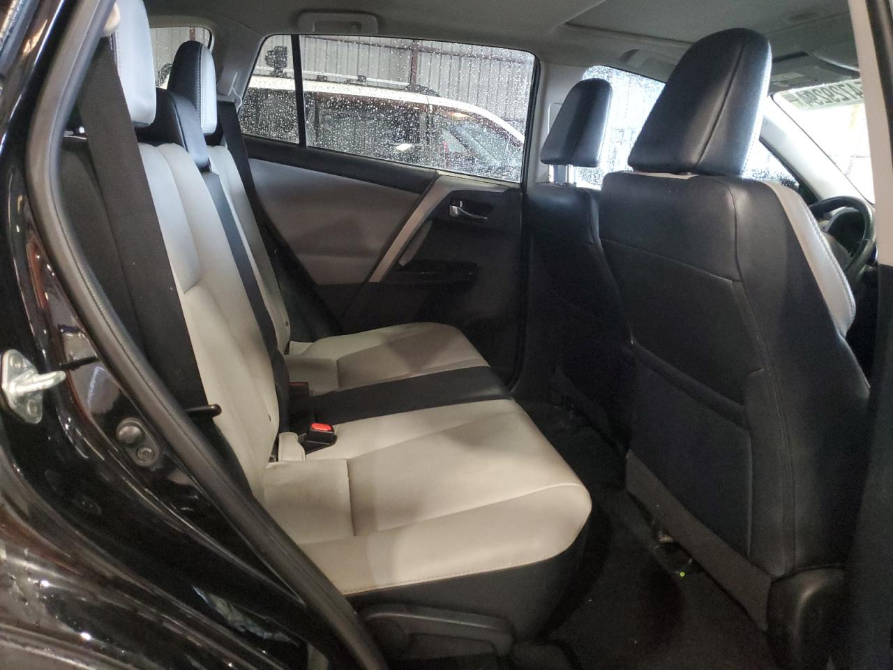 2T3YFREV2HW377267 2017 Toyota Rav4 Limited