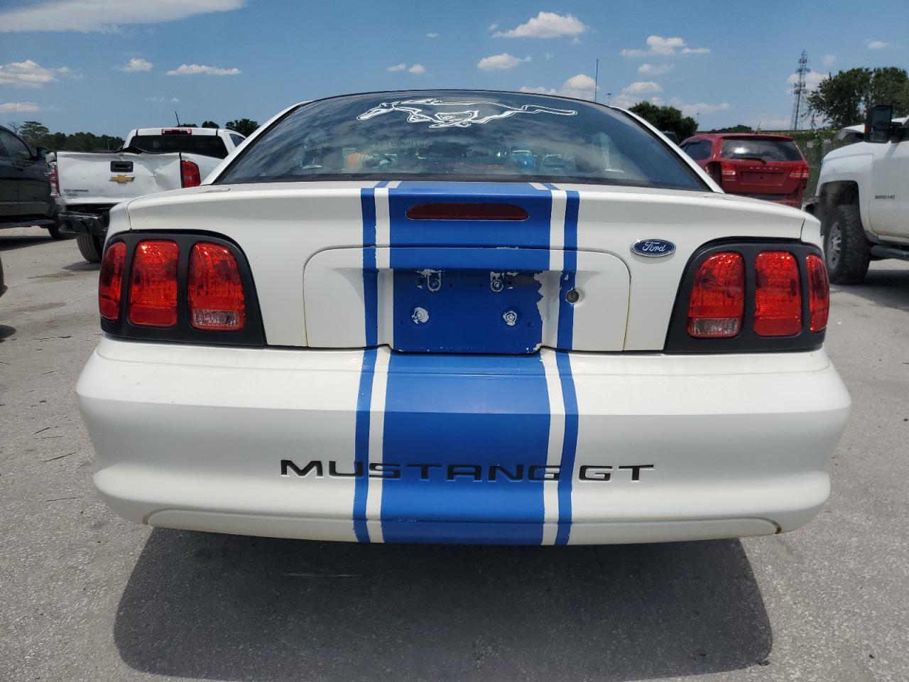 1FAFP42X1WF129660 1998 Ford Mustang Gt 1FAFP42X1WF129660 1998 Ford Mustang Gt
