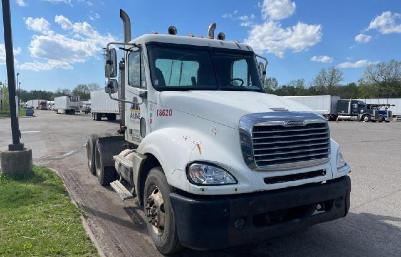 Lot #2509707271 2004 FREIGHTLINER CONVENTION