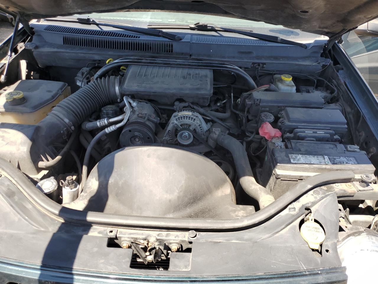 1J4GS48K05C624581 2005 Jeep Grand Cherokee Laredo