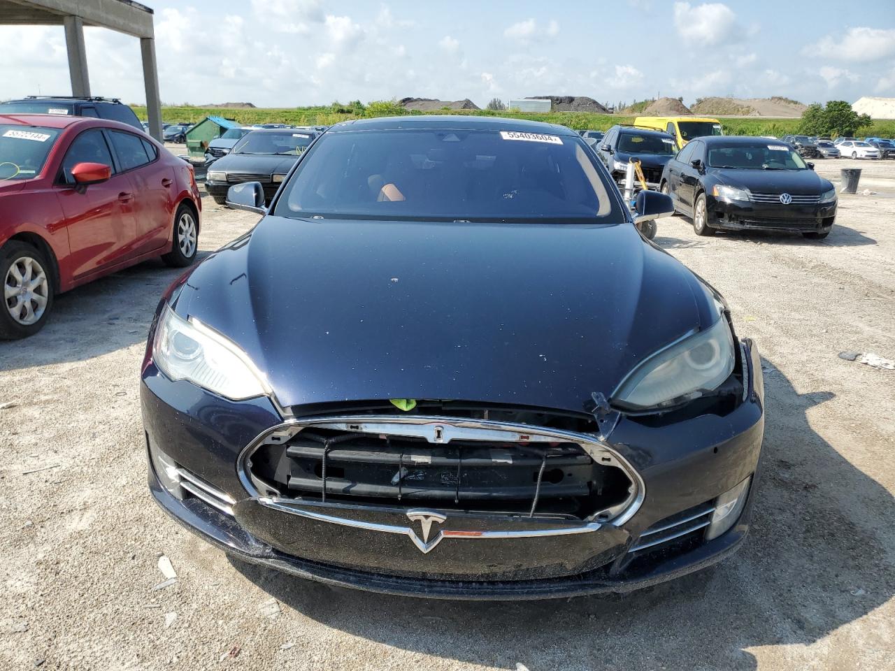 2015 Tesla Model S 85 vin: 5YJSA1H10FFP74056