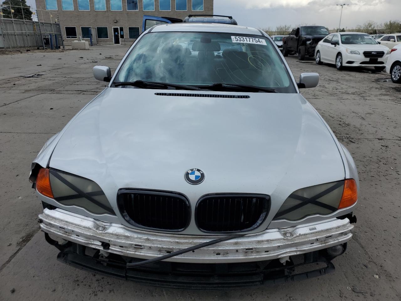 WBAEU33474PR06912 2004 BMW 325 Xi