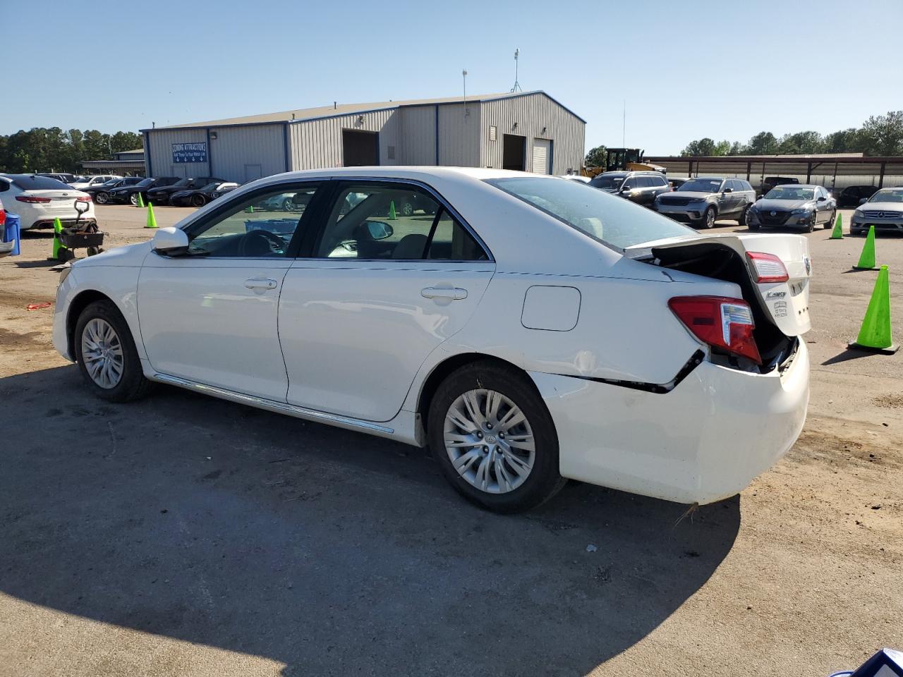 2014 Toyota Camry L vin: 4T4BF1FK6ER371381