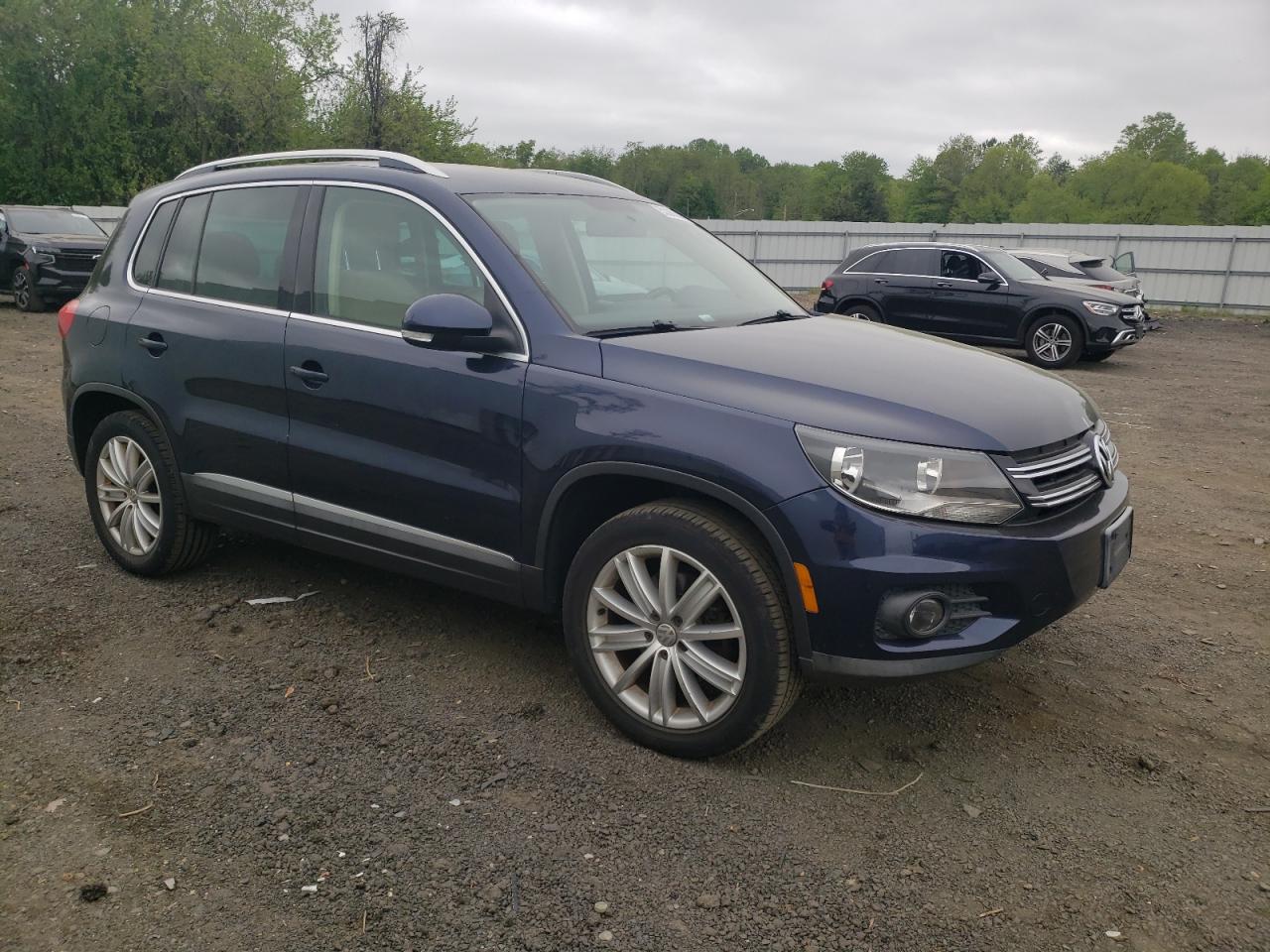 WVGAV7AX9DW521940 2013 Volkswagen Tiguan S