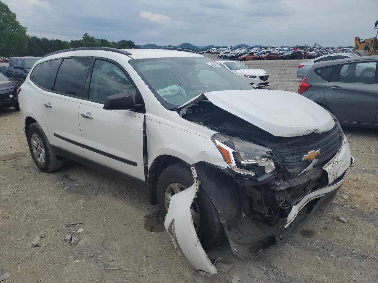 2017 Chevrolet Traverse Ls vin: 1GNKRFED1HJ339456