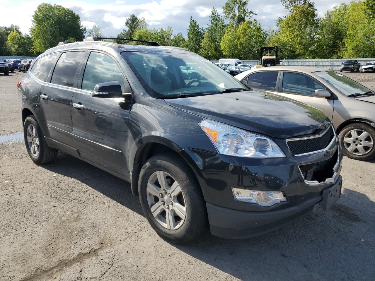 1GNKVGED1BJ138004 2011 Chevrolet Traverse Lt