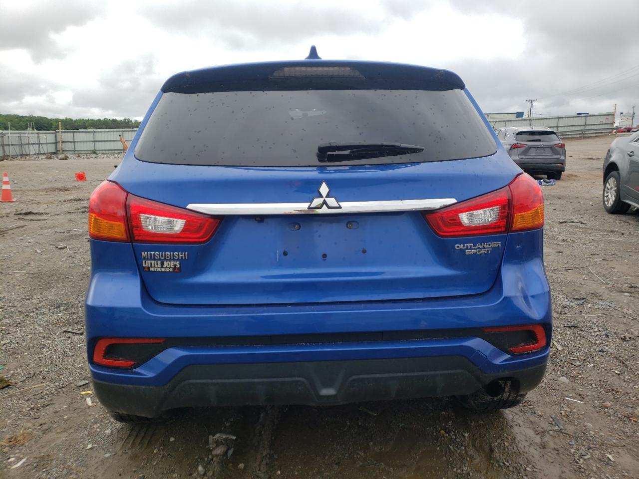 JA4AP3AU8JU006877 2018 Mitsubishi Outlander Sport Es