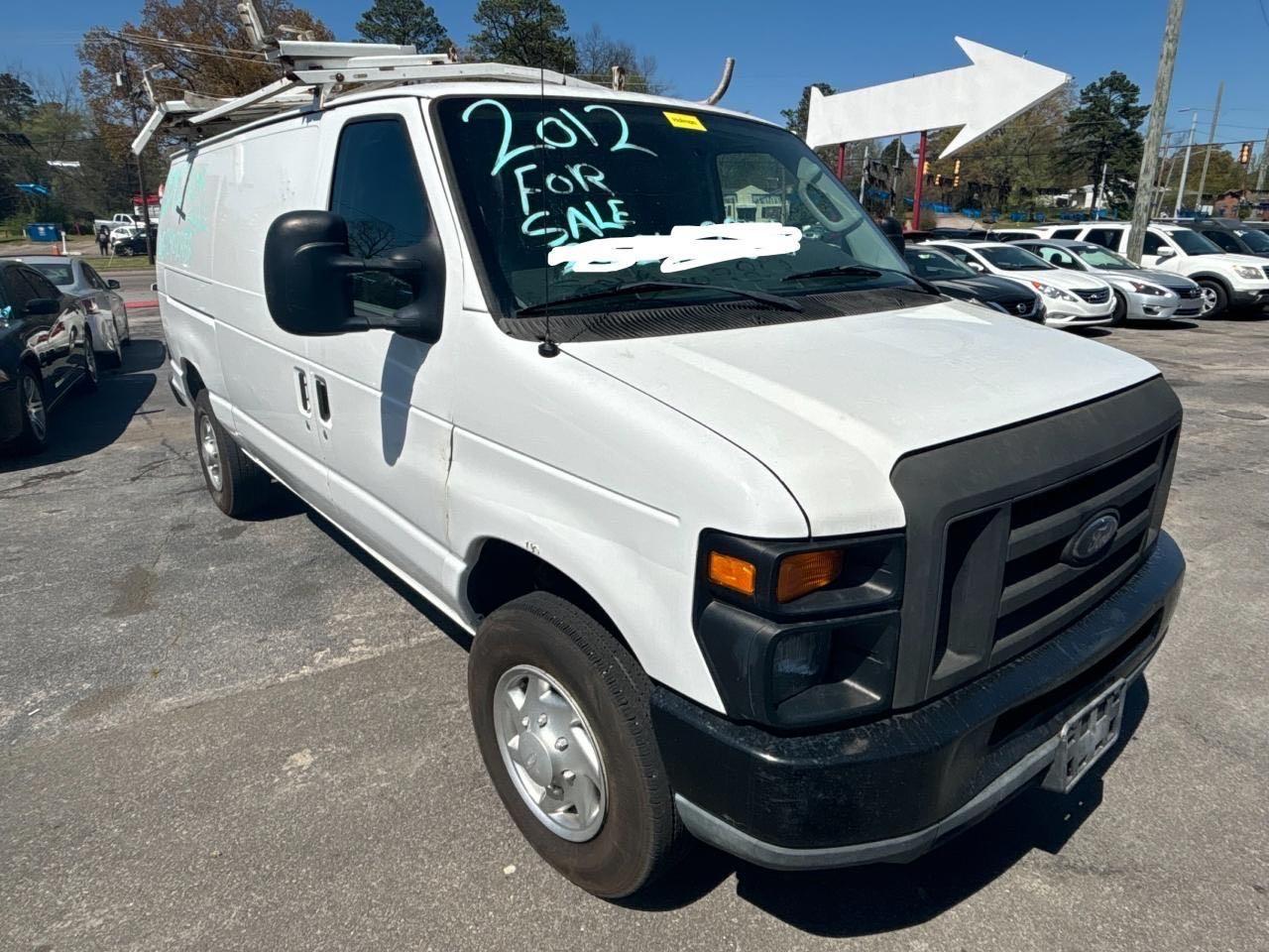 1FTNE2EW0CDB10706 2012 Ford Econoline E250 Van