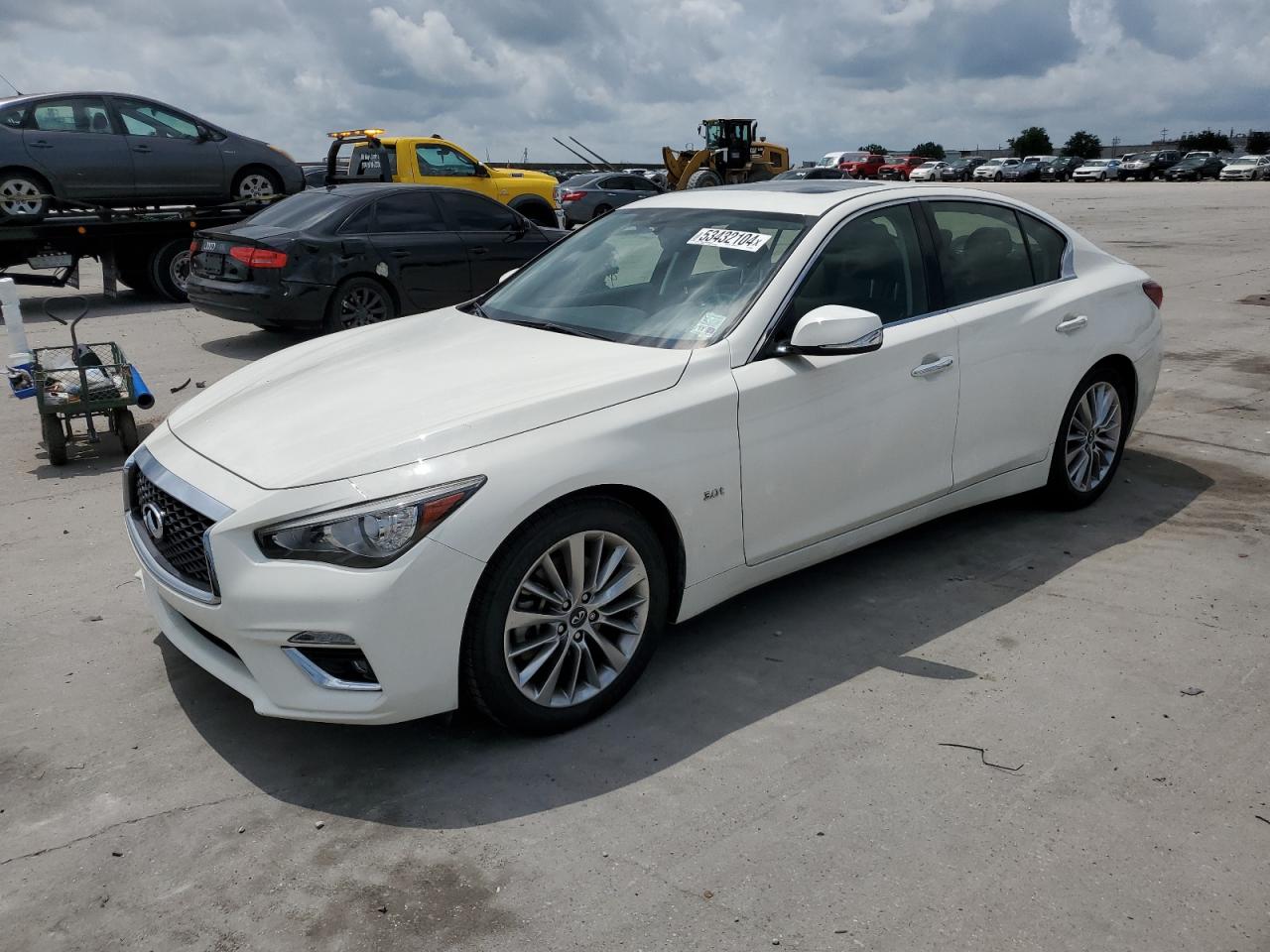 JN1EV7AP9JM363048 2018 Infiniti Q50 Luxe