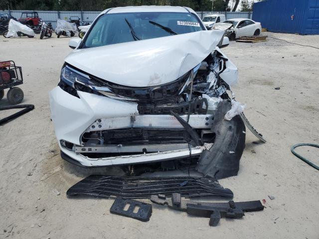 2022 Toyota Sienna Le VIN: 5TDKRKEC8NS100946 Lot: 57309084