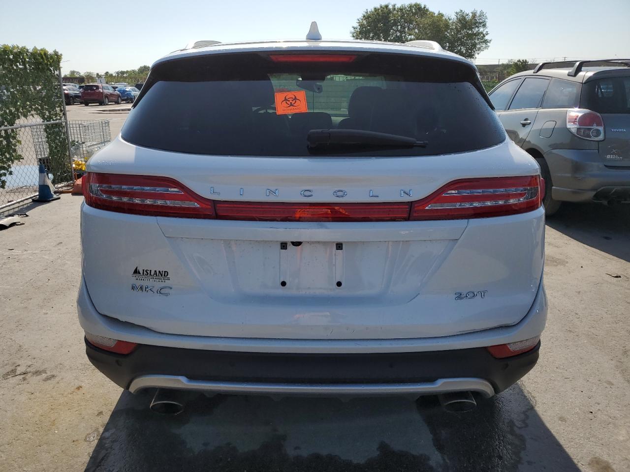 5LMCJ2C97HUL08456 2017 Lincoln Mkc Select