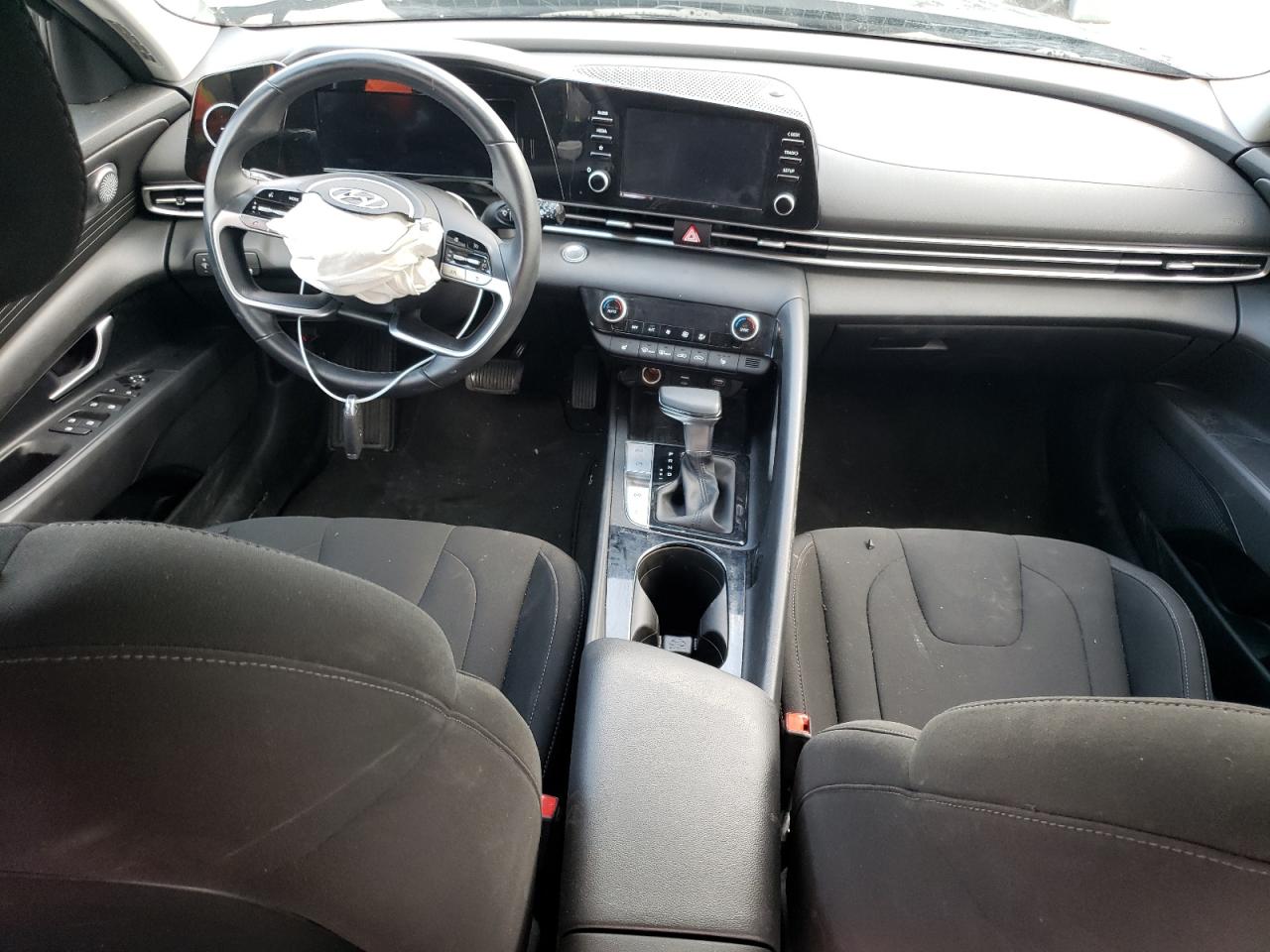 5NPLS4AG5NH085597 2022 Hyundai Elantra Sel