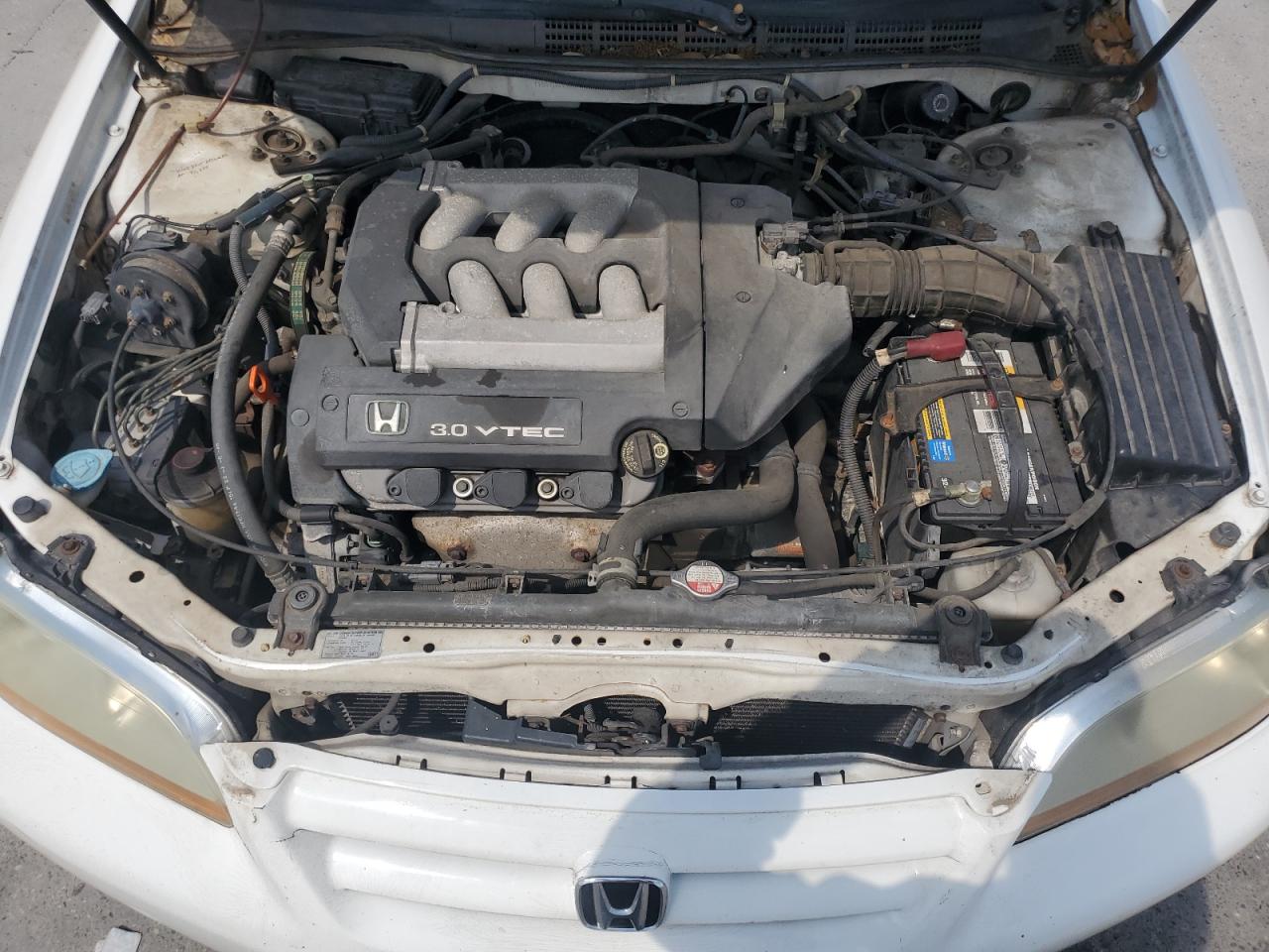 1HGCG16492A035935 2002 Honda Accord Lx