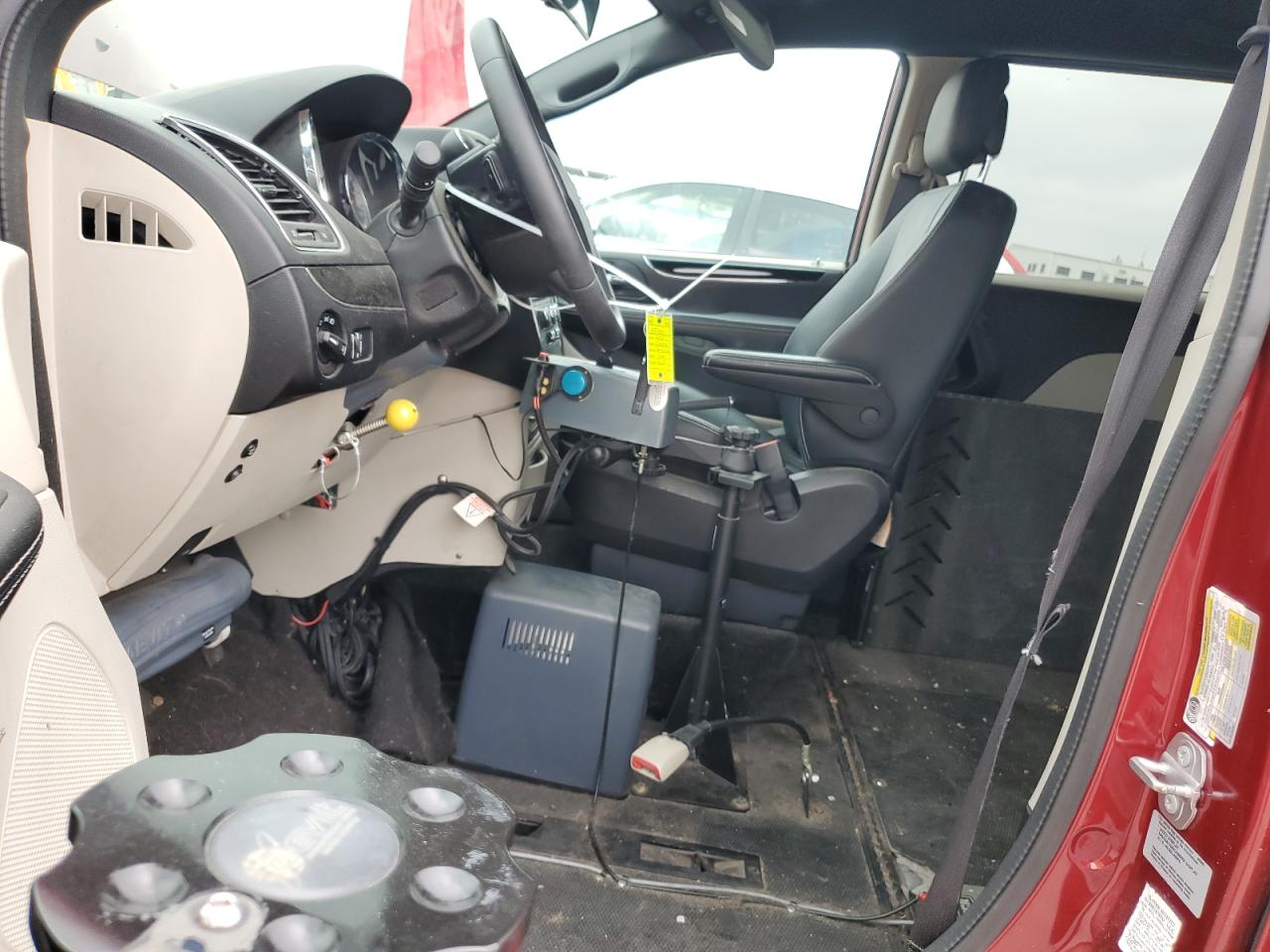 2C4RDGCG5FR719868 2015 Dodge Grand Caravan Sxt