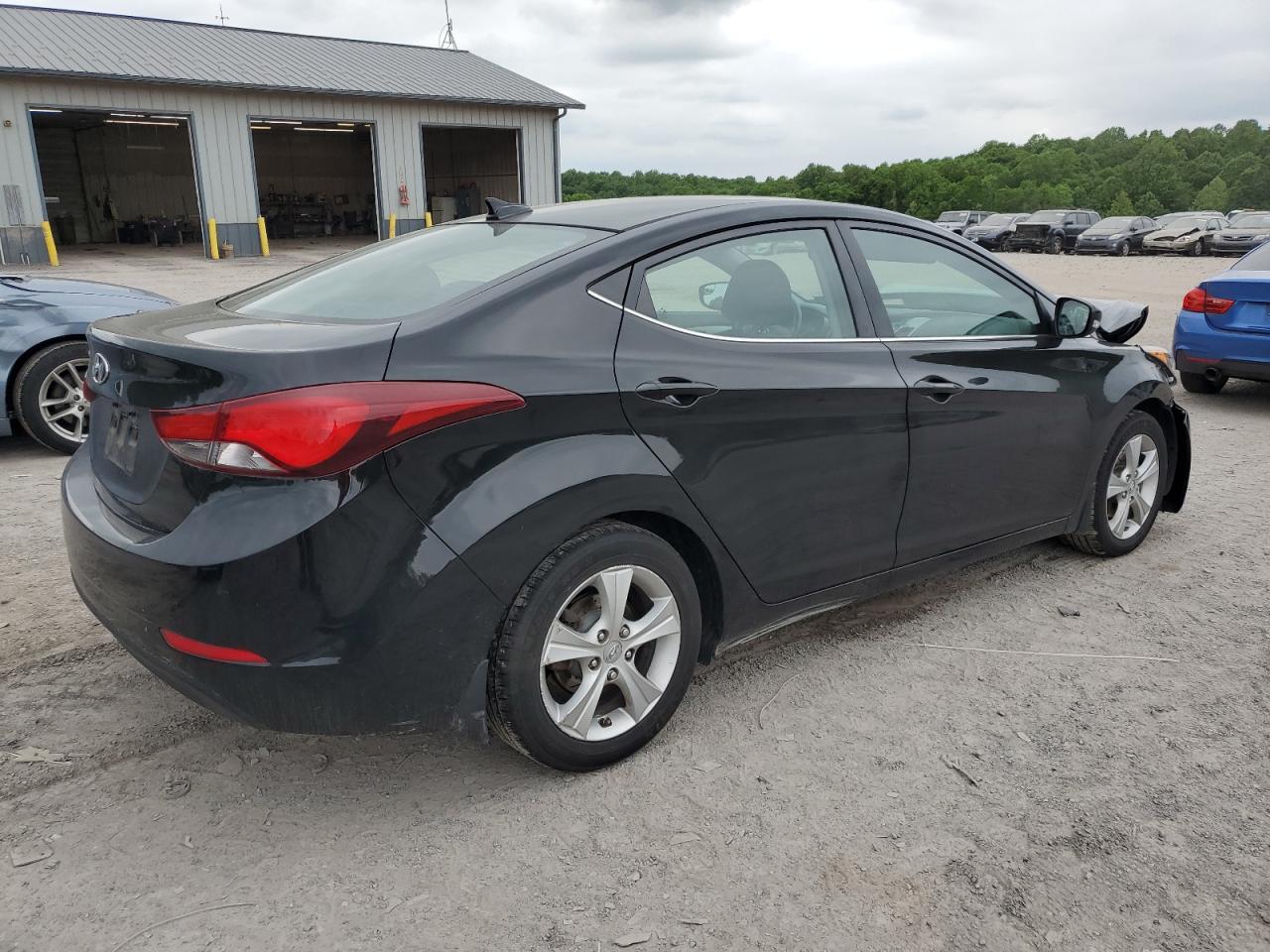 5NPDH4AE6GH770003 2016 Hyundai Elantra Se