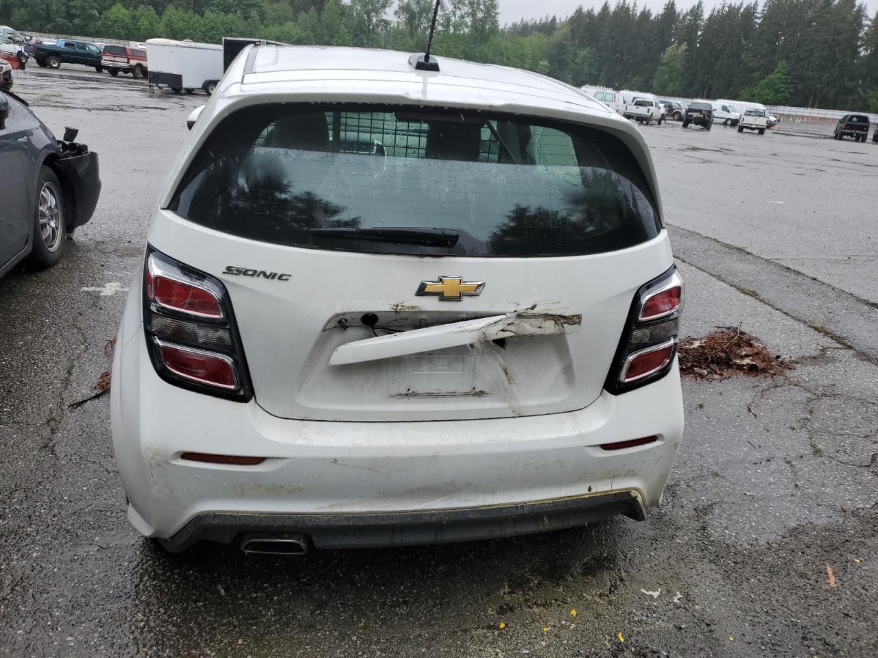 1G1JG6SB0K4133685 2019 Chevrolet Sonic