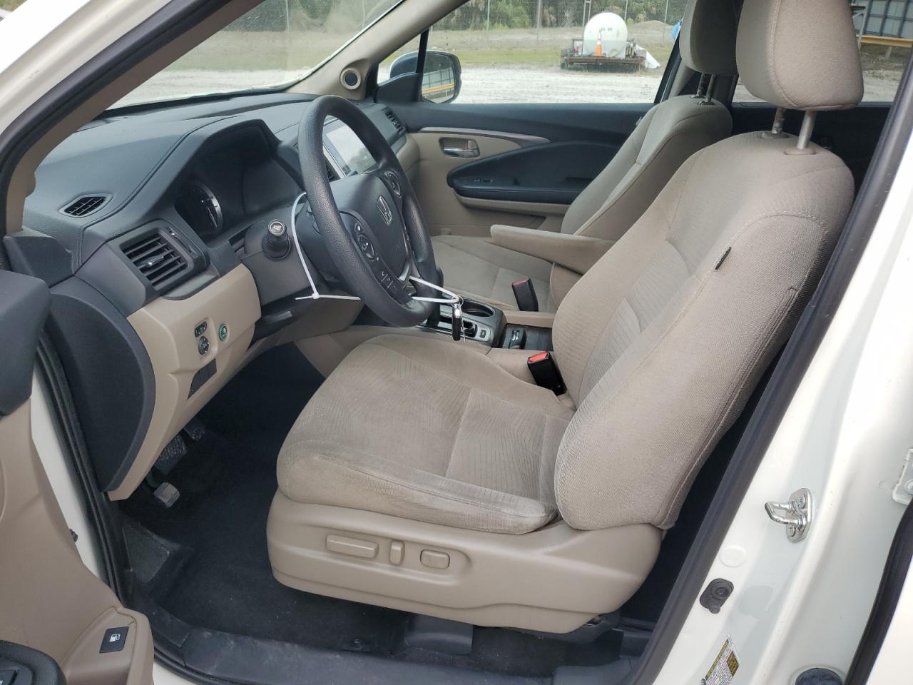 5FNYF5H35GB016008 2016 Honda Pilot Ex