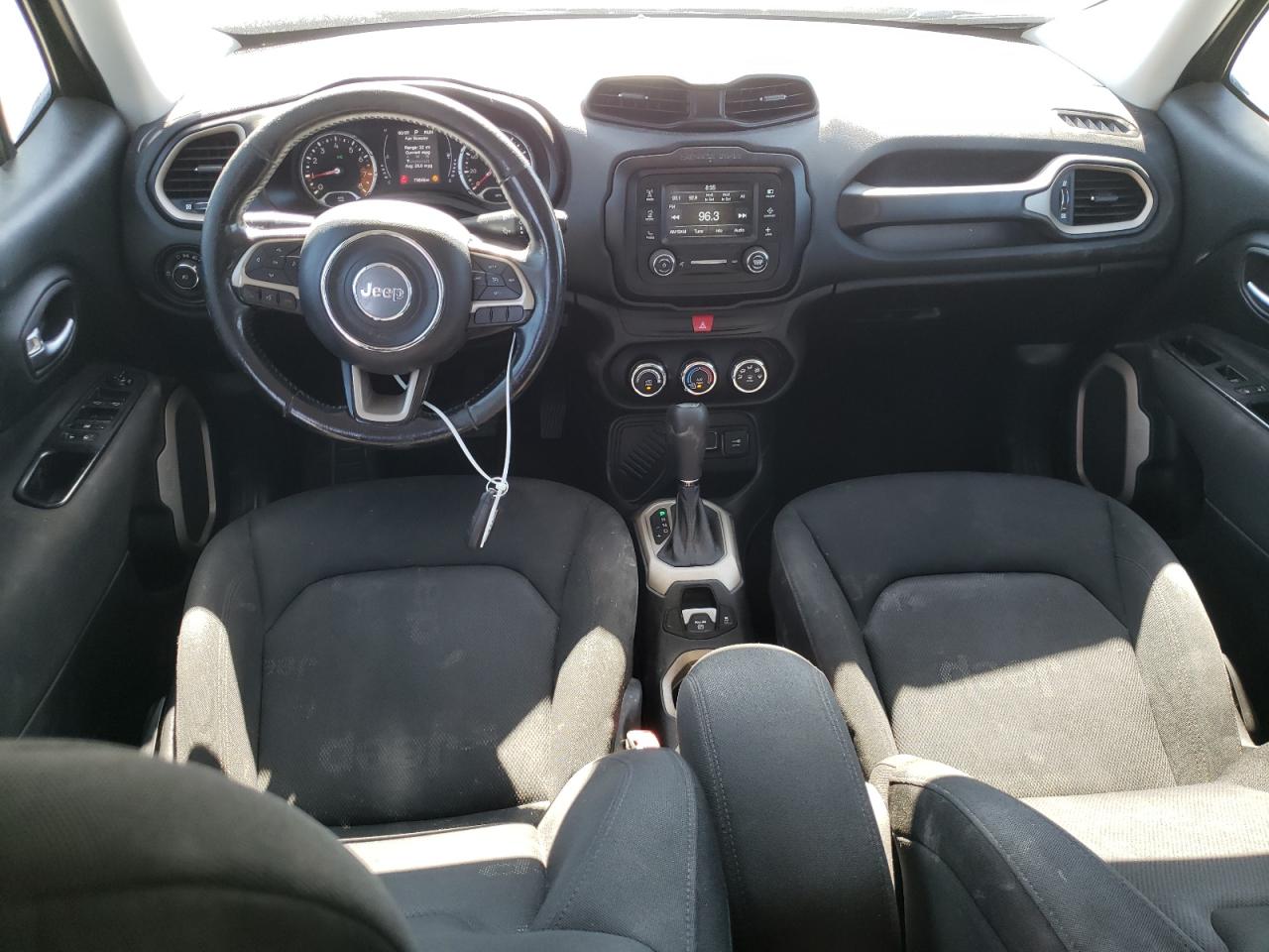 ZACCJABB2HPG39694 2017 Jeep Renegade Latitude