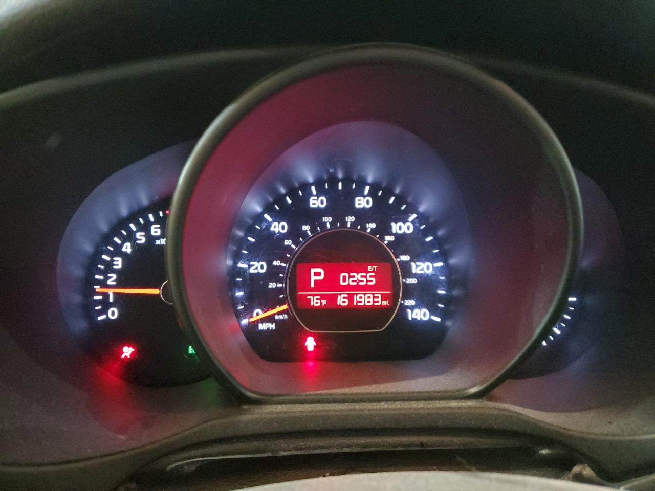 KNDJN2A24G7868165 2016 Kia Soul