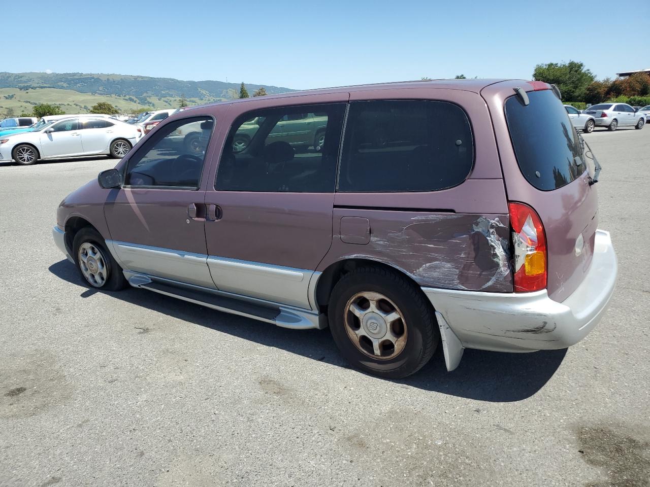 4N2XN11T7YD823699 2000 Nissan Quest Se