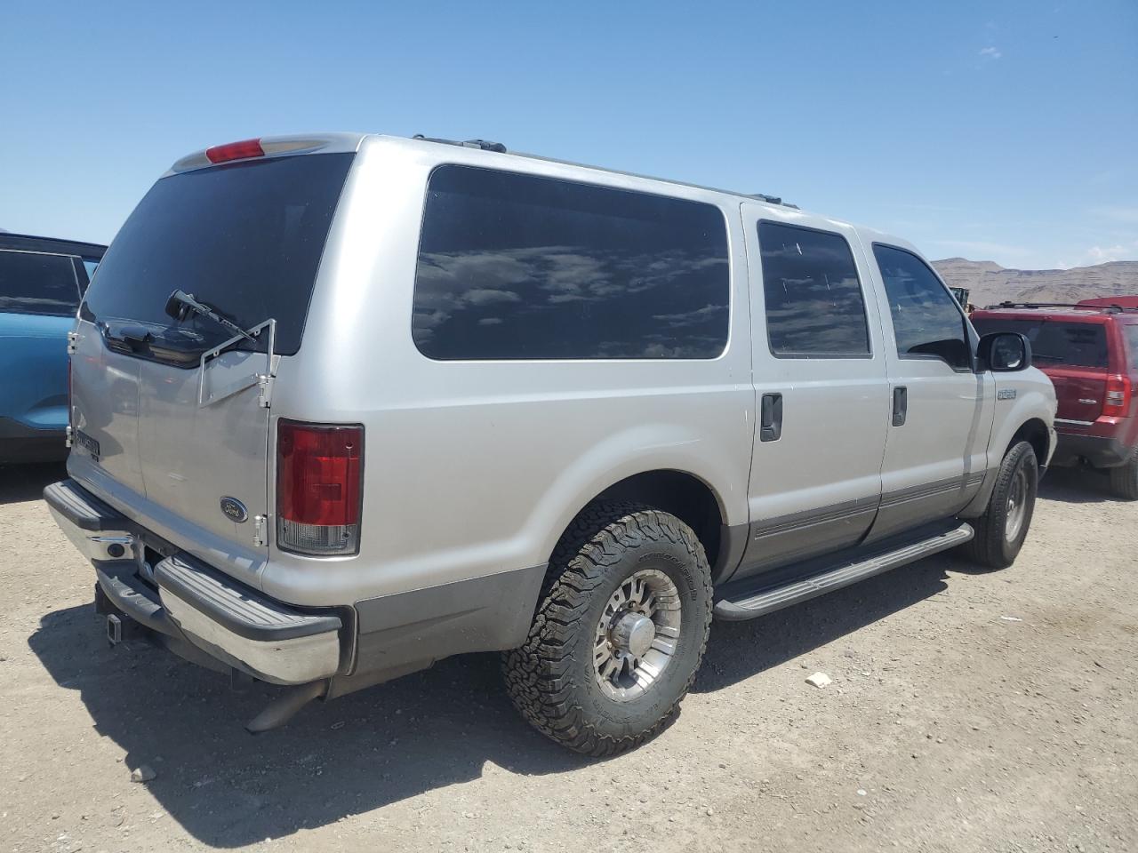 1FMNU40LX3ED68216 2003 Ford Excursion Xlt