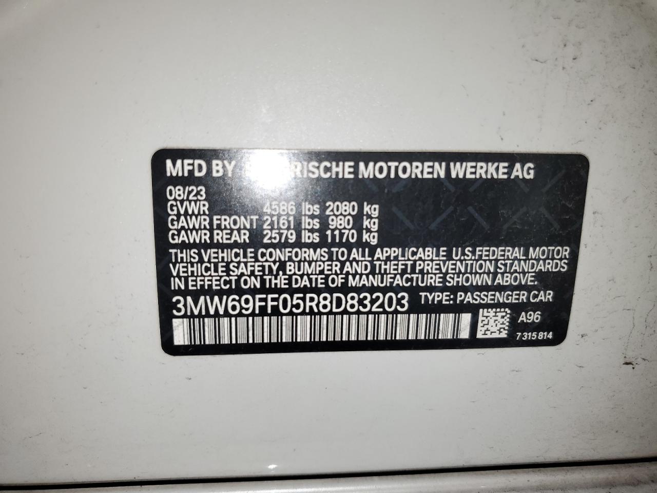 3MW69FF05R8D83203 2024 BMW 330I