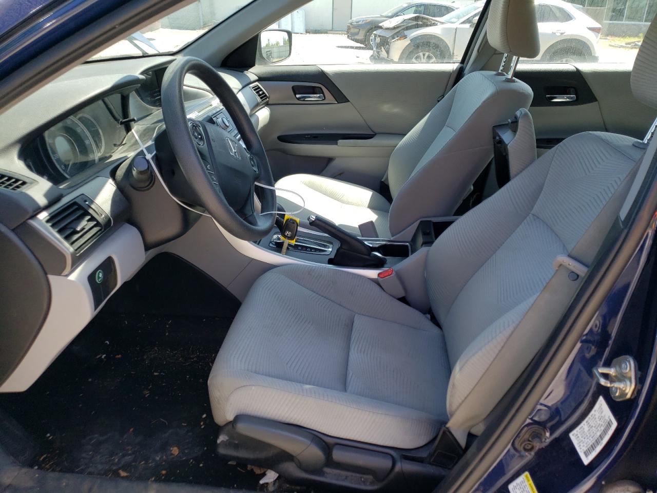 1HGCR2F3XFA062073 2015 Honda Accord Lx