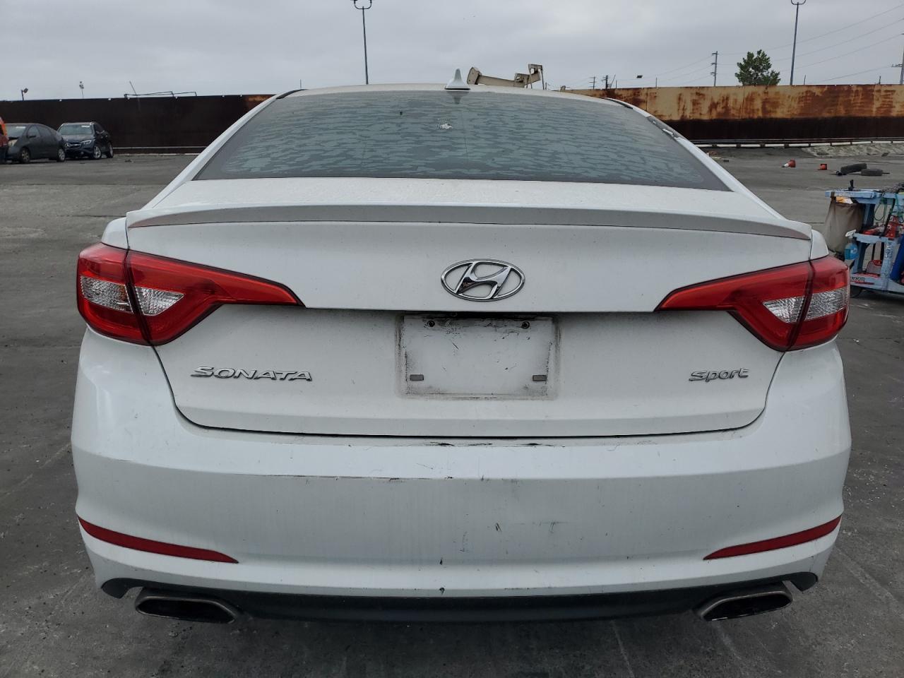 2016 Hyundai Sonata Sport vin: 5NPE34AF9GH334483