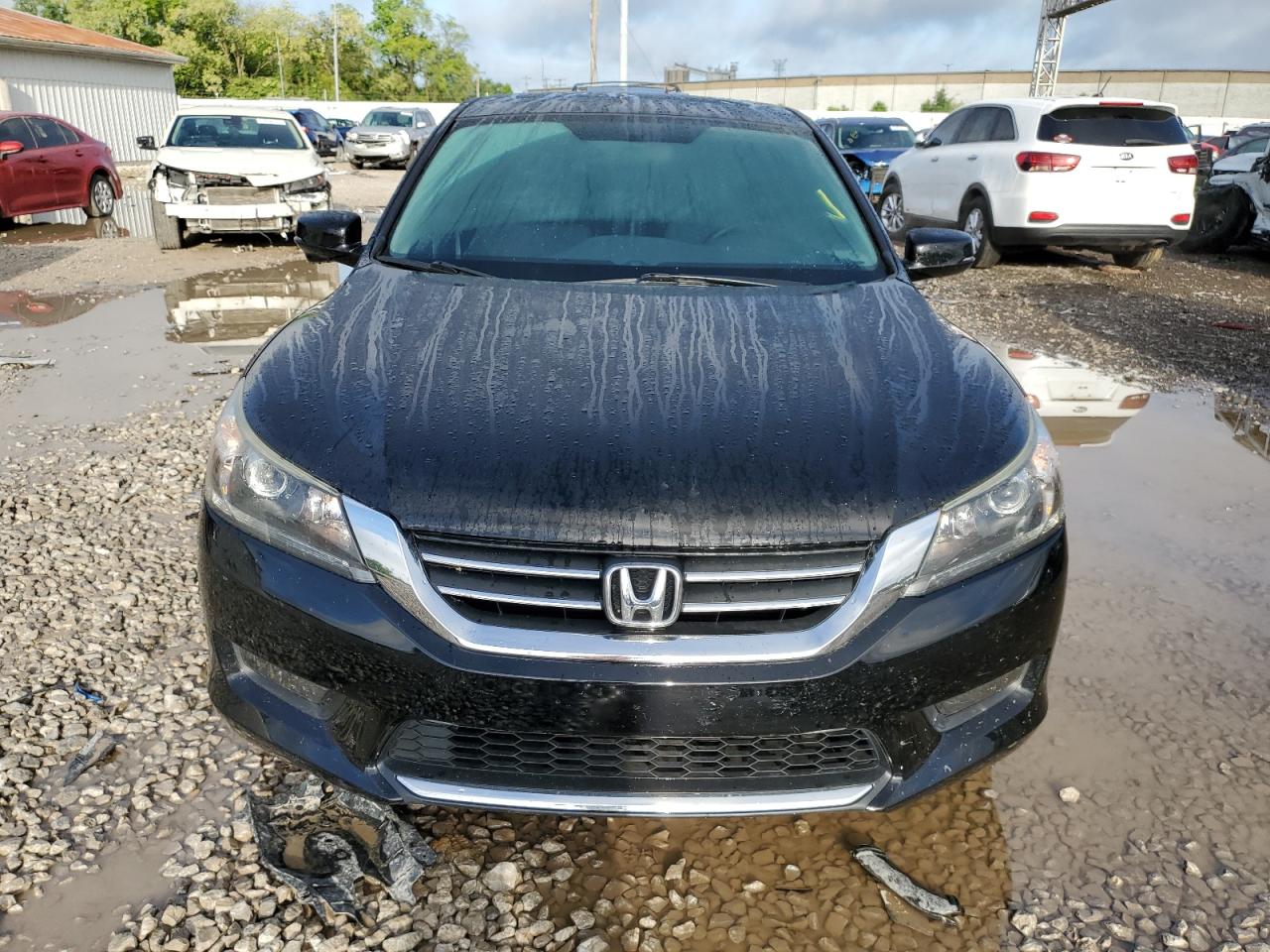 1HGCR2F75FA220130 2015 Honda Accord Ex