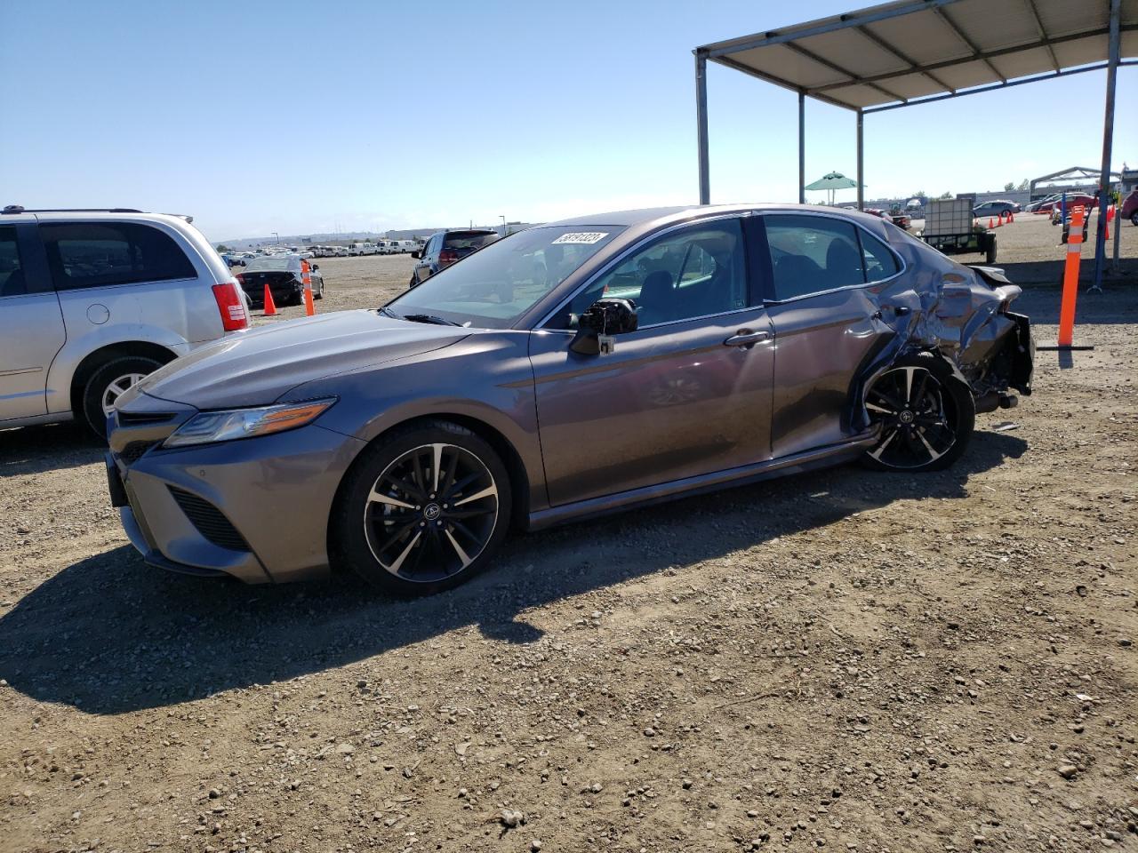 2018 Toyota Camry Xse vin: 4T1B61HK5JU129148