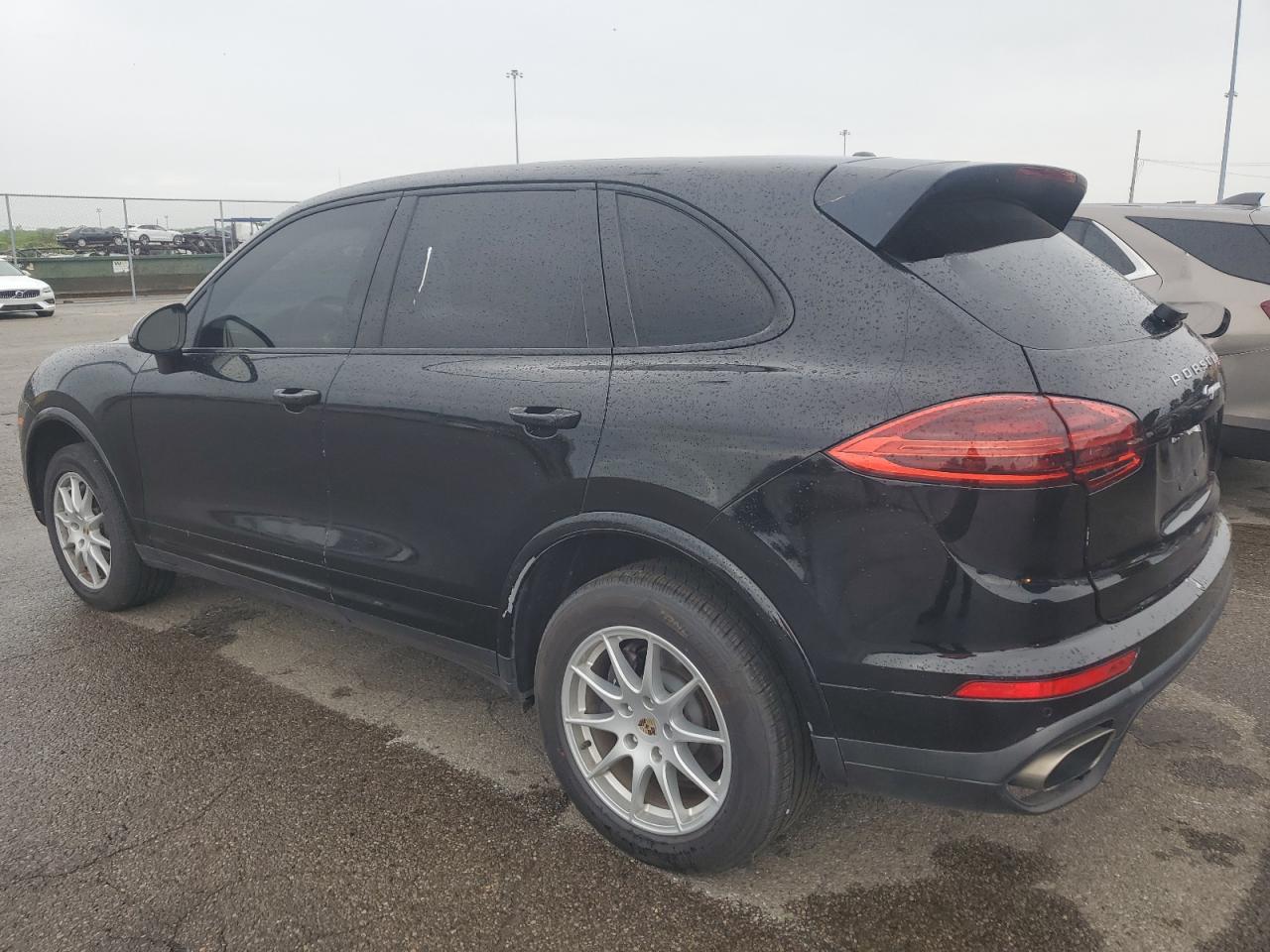 WP1AA2A27HKA82806 2017 Porsche Cayenne