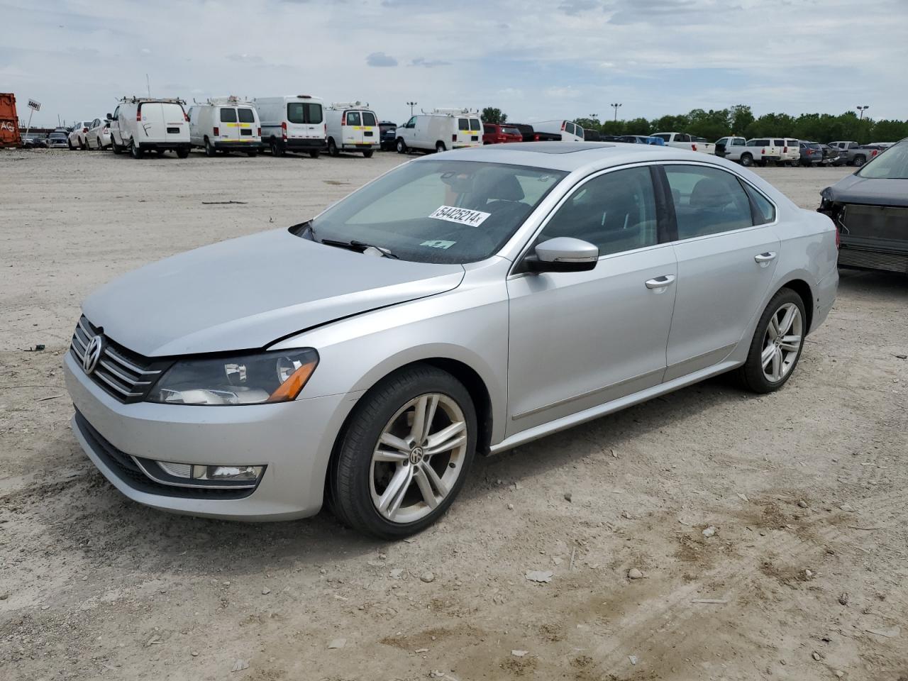  Salvage Volkswagen Passat