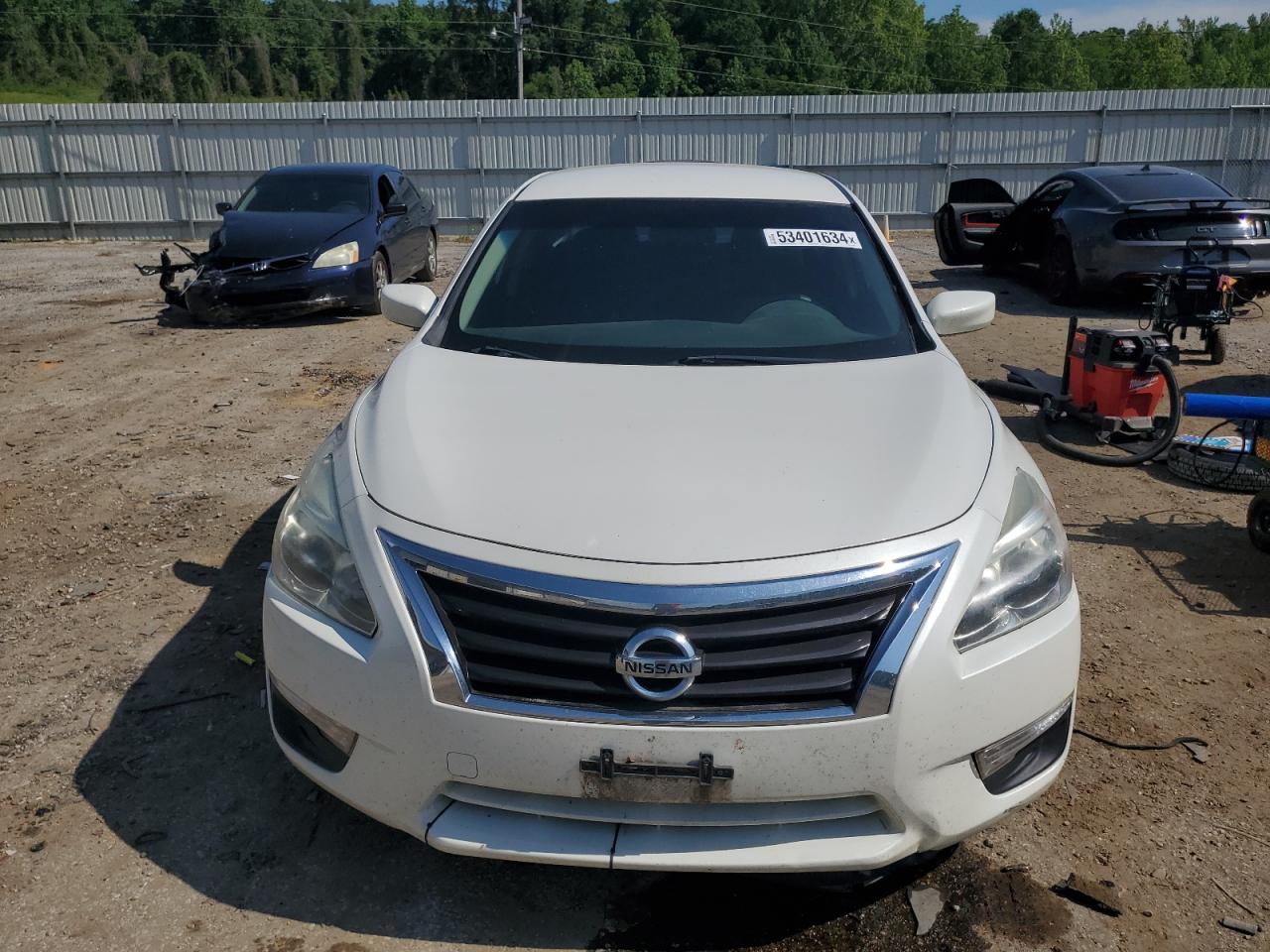 2015 Nissan Altima 2.5 vin: 1N4AL3AP5FC221129