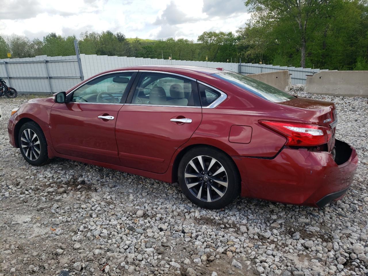 1N4AL3AP2GC133432 2016 Nissan Altima 2.5