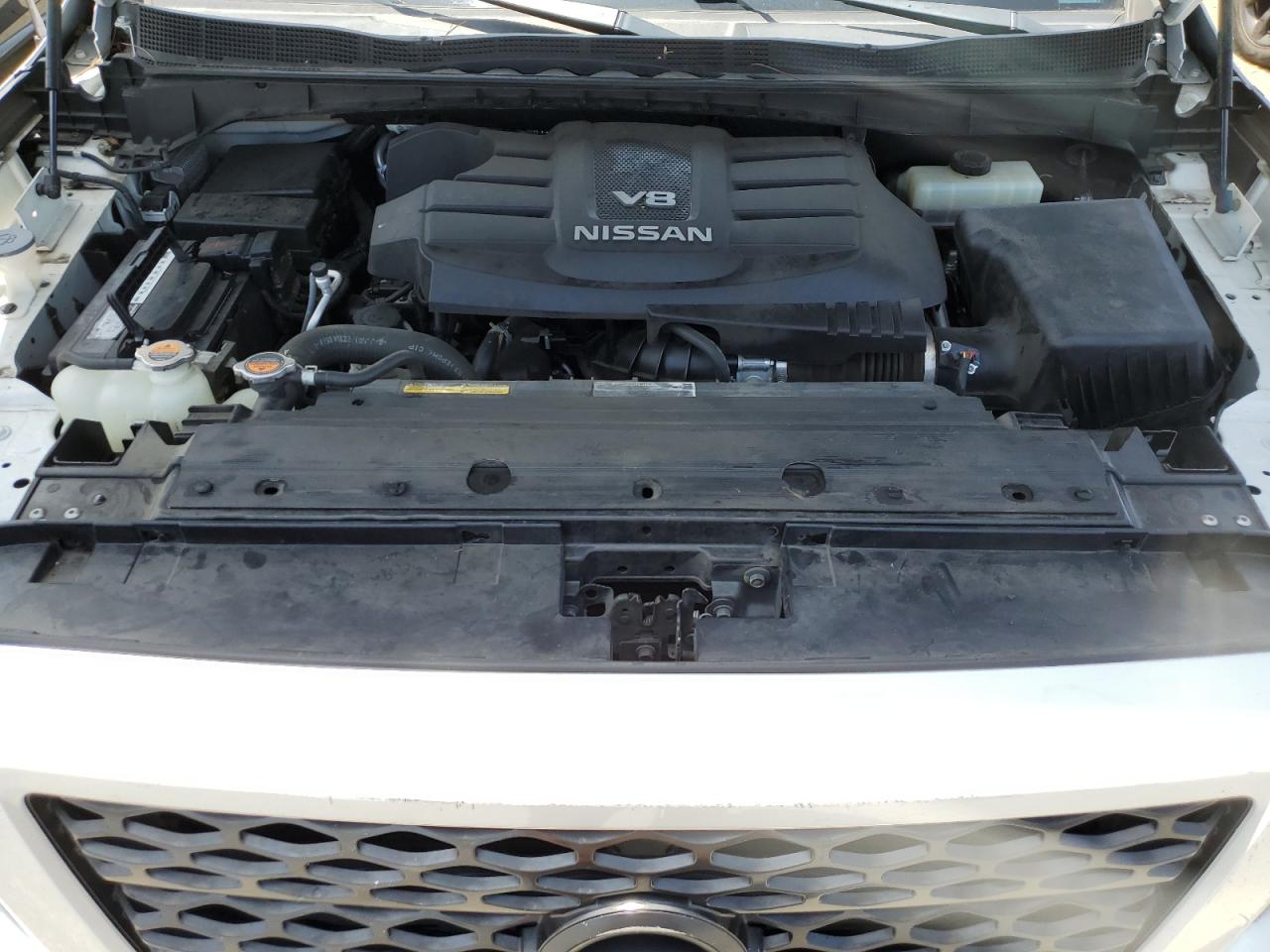 VIN: 1N6AA1E68JN533364 2018 NISSAN TITAN