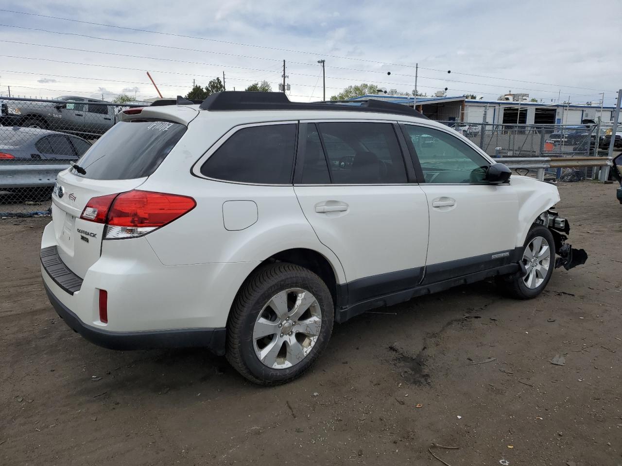 4S4BRCKC3B3370380 2011 Subaru Outback 2.5I Limited