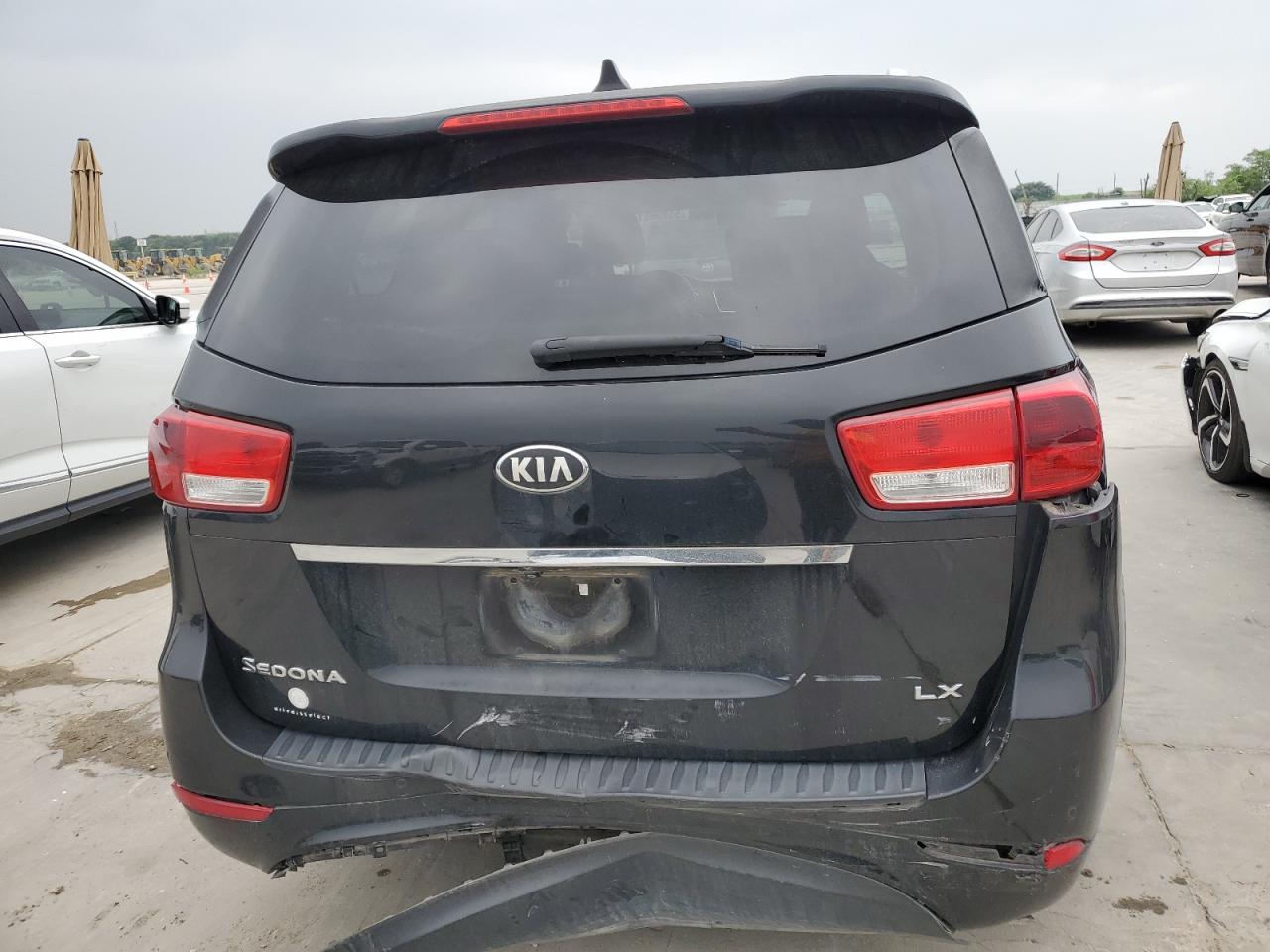 KNDMB5C17G6091935 2016 Kia Sedona Lx