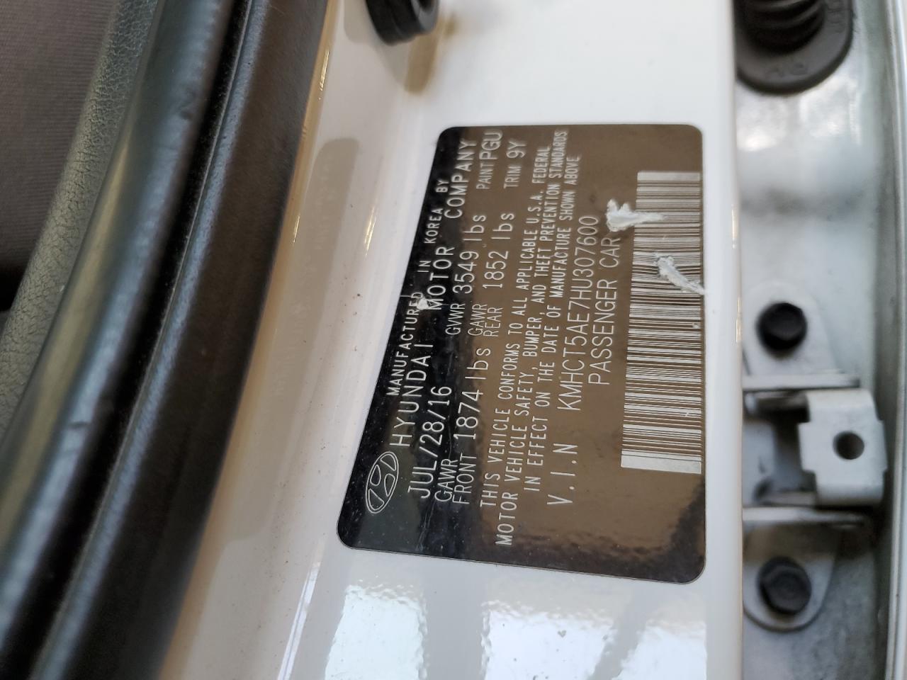 KMHCT5AE7HU307600 2017 Hyundai Accent Se