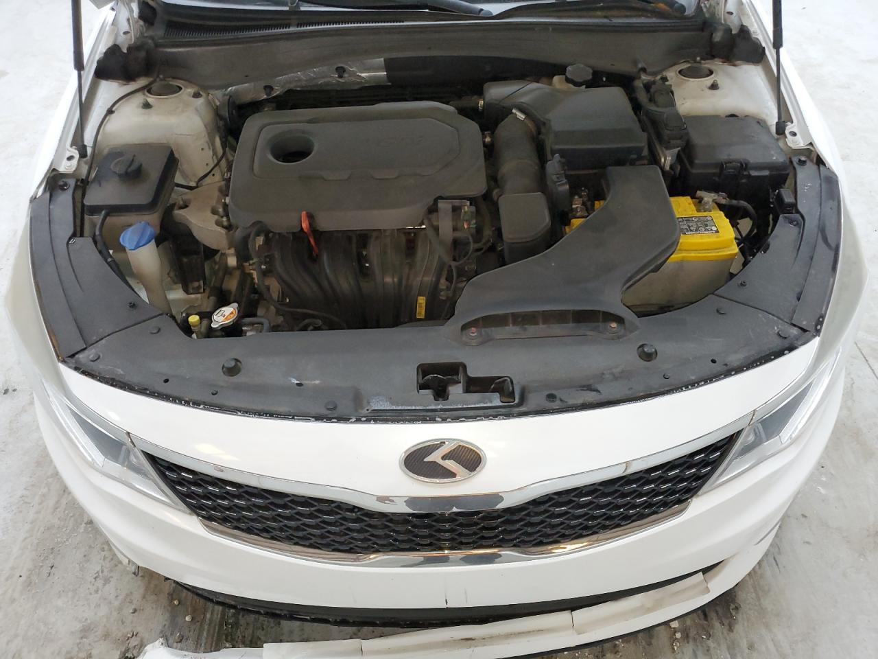 5XXGT4L33GG037216 2016 Kia Optima Lx