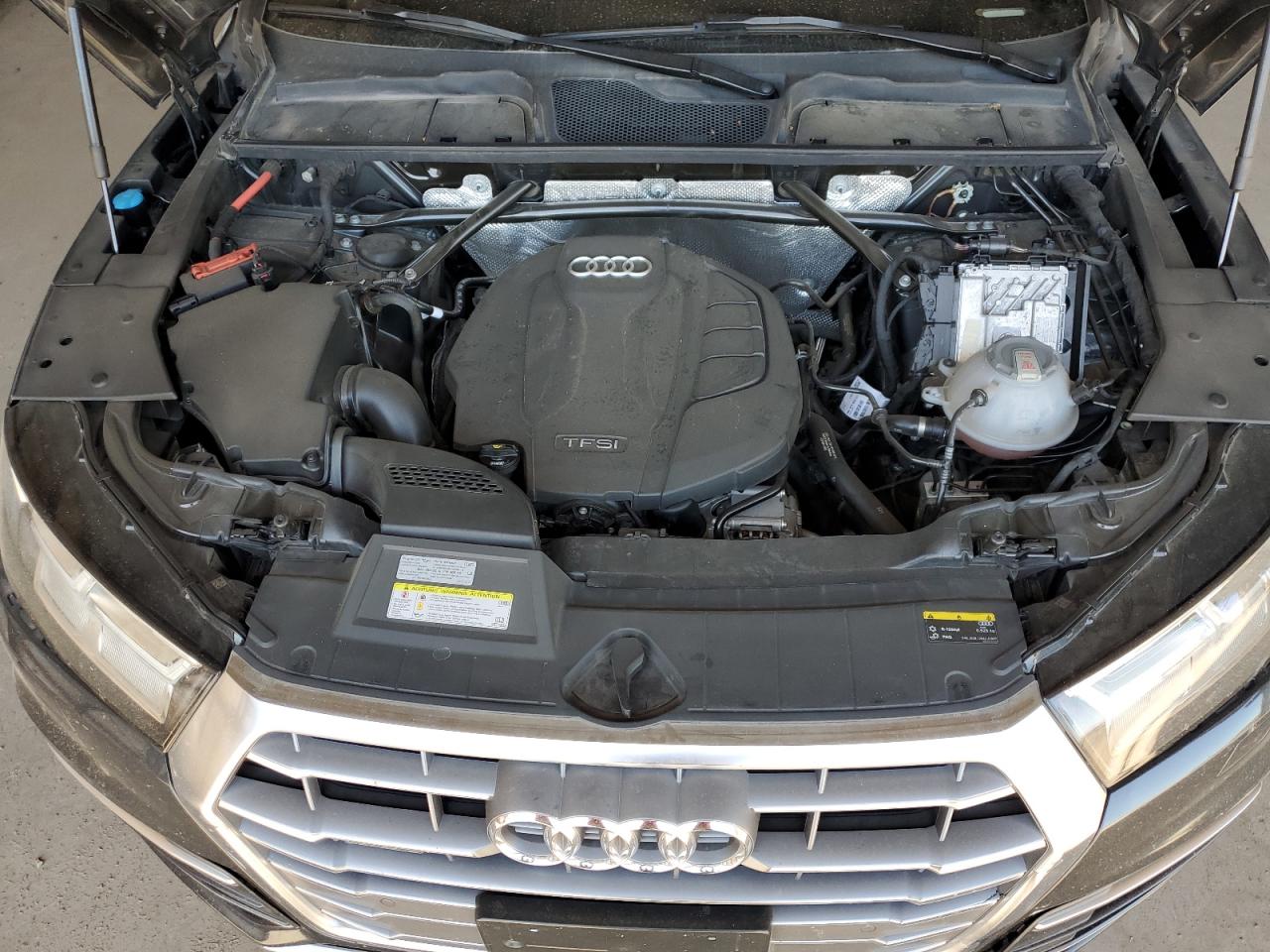 WA1BNAFY5K2094312 2019 Audi Q5 Premium Plus