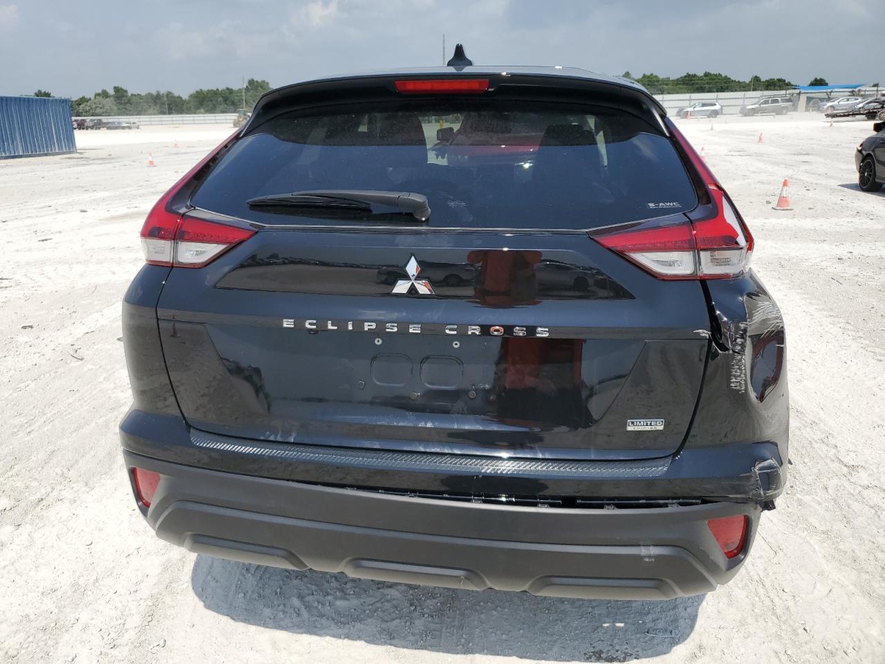 JA4ATVAA9RZ001635 2024 Mitsubishi Eclipse Cross Le